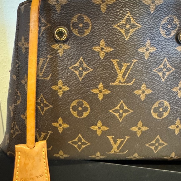 %100 AUTHENTIC LV MONOGRAM PURSE LEATHER - Picture 2 of 4